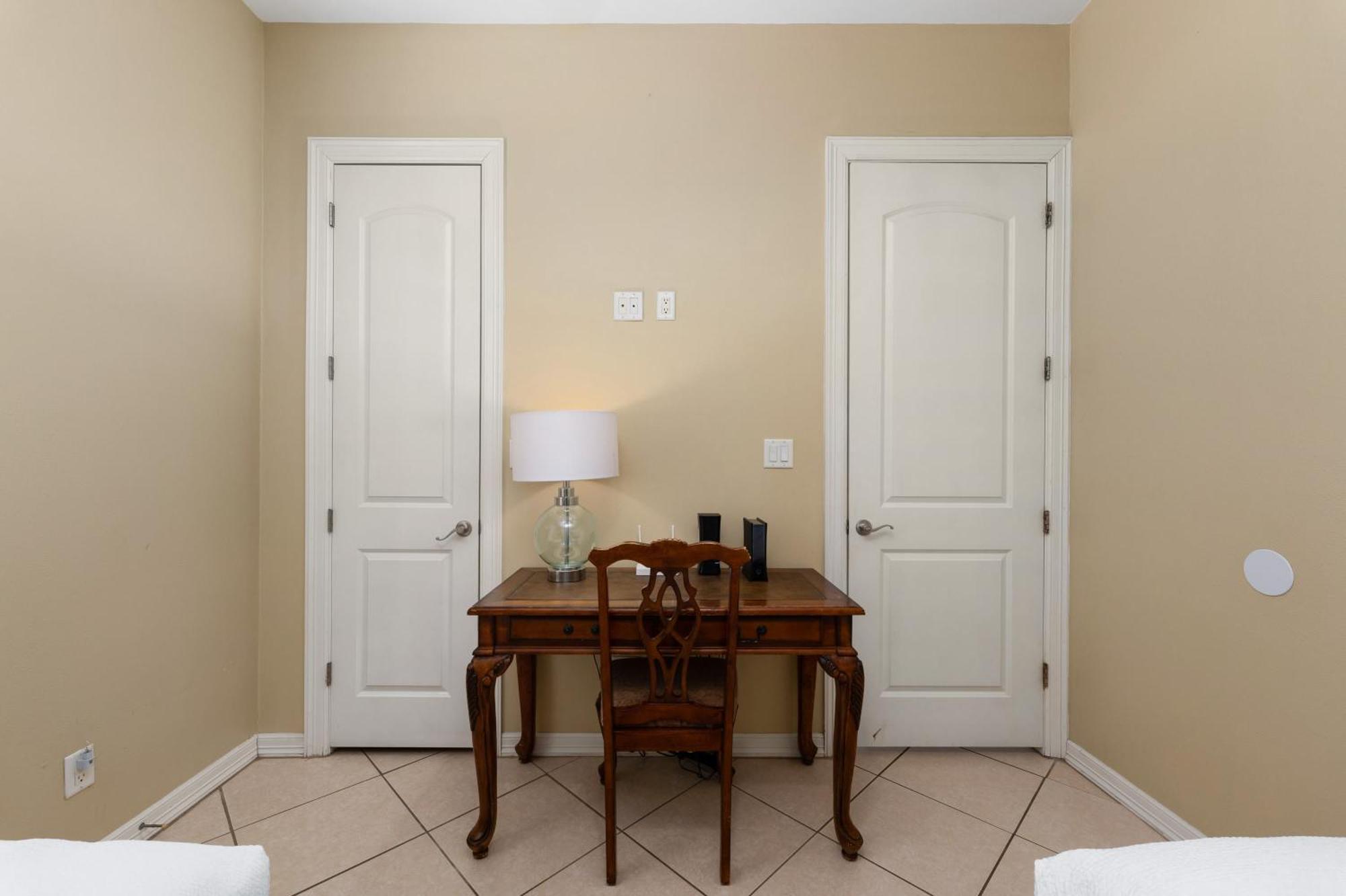 Beautiful 2 Bed 2 Bath 1st Floor By With Pool Holiday home South Padre Island