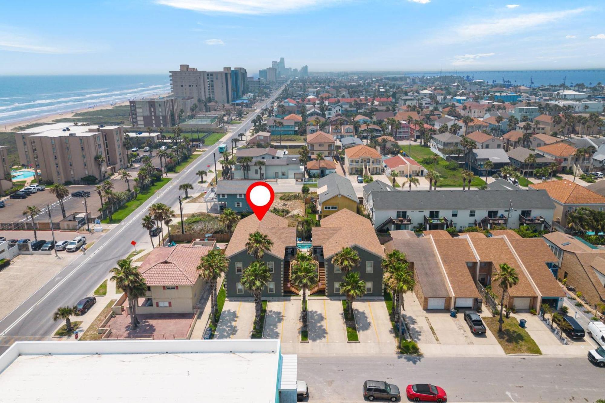 Beautiful 2 Bed 2 Bath 1st Floor By With Pool Holiday home South Padre Island